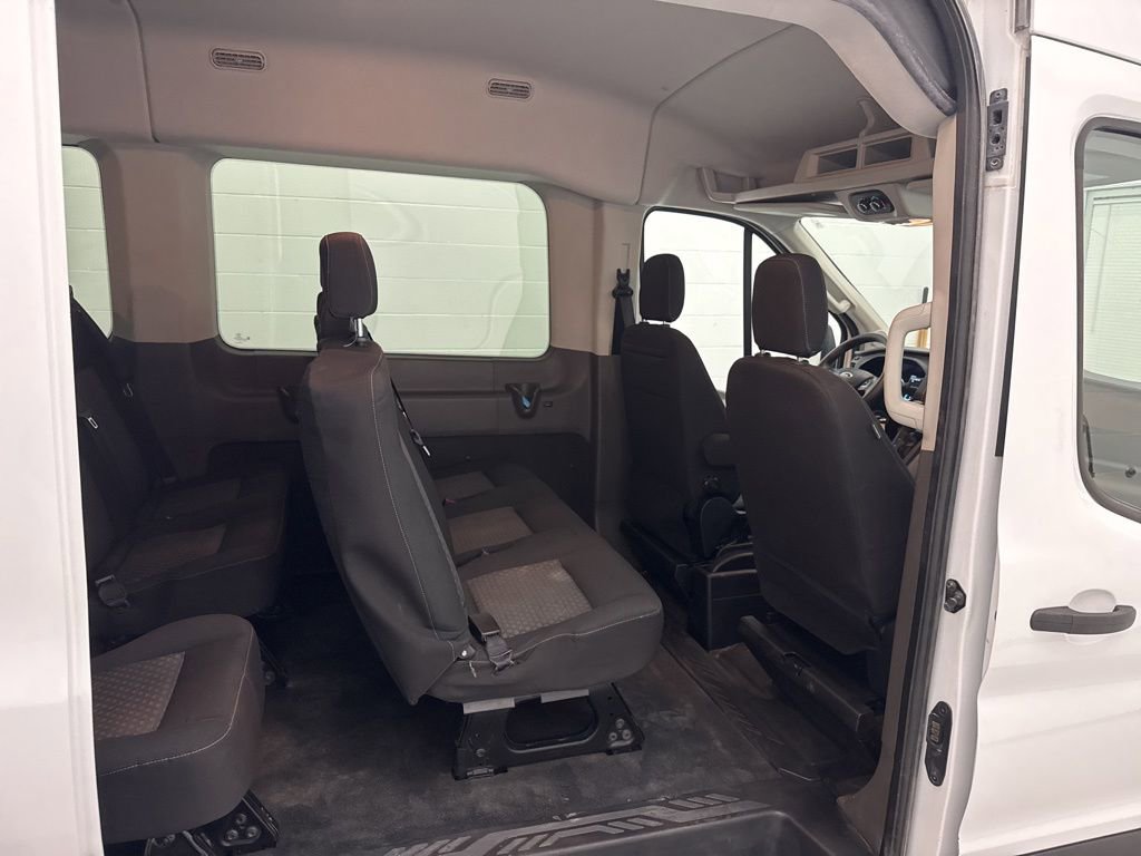Used 2020 Ford Transit 350 XL image 27
