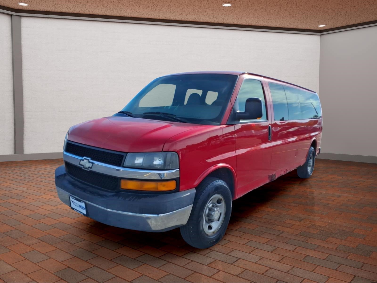 Used 2007 Chevrolet Express 3500 Extended Passenger w/ LT Preferred Equipment Group RWD image 4