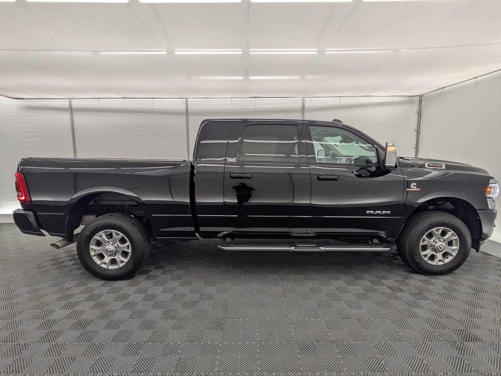 Used 2024 RAM 2500 Laramie w/ Safety Group image 7