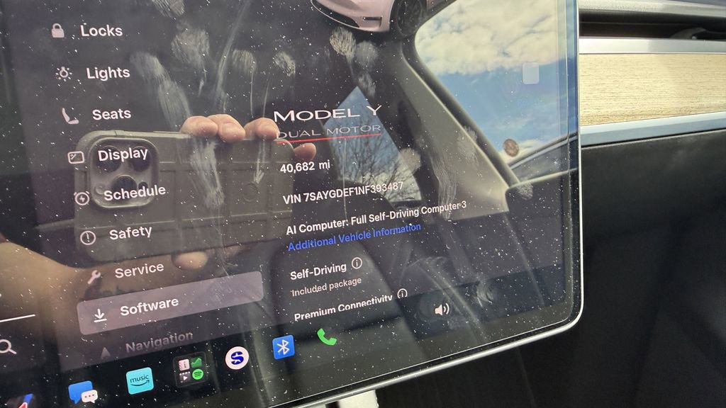 Used 2022 Tesla Model Y Performance AWD/4WD image 4