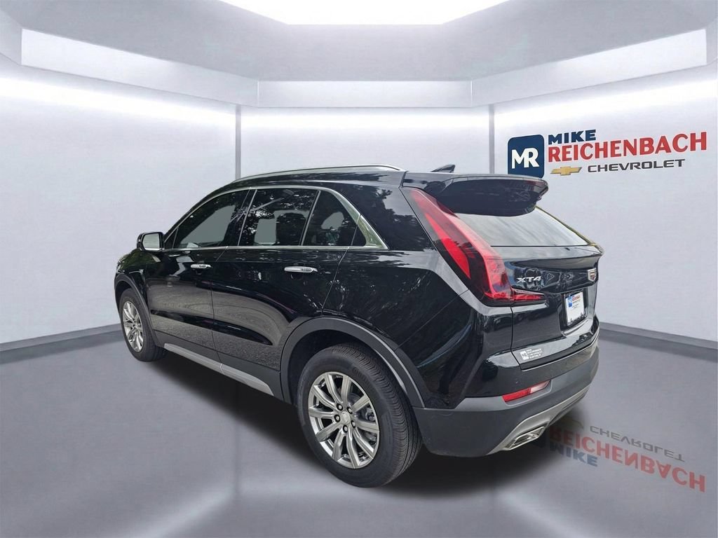 Used 2023 Cadillac XT4 Premium Luxury FWD image 6