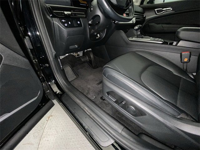 Used 2026 Kia Sportage EX image 12