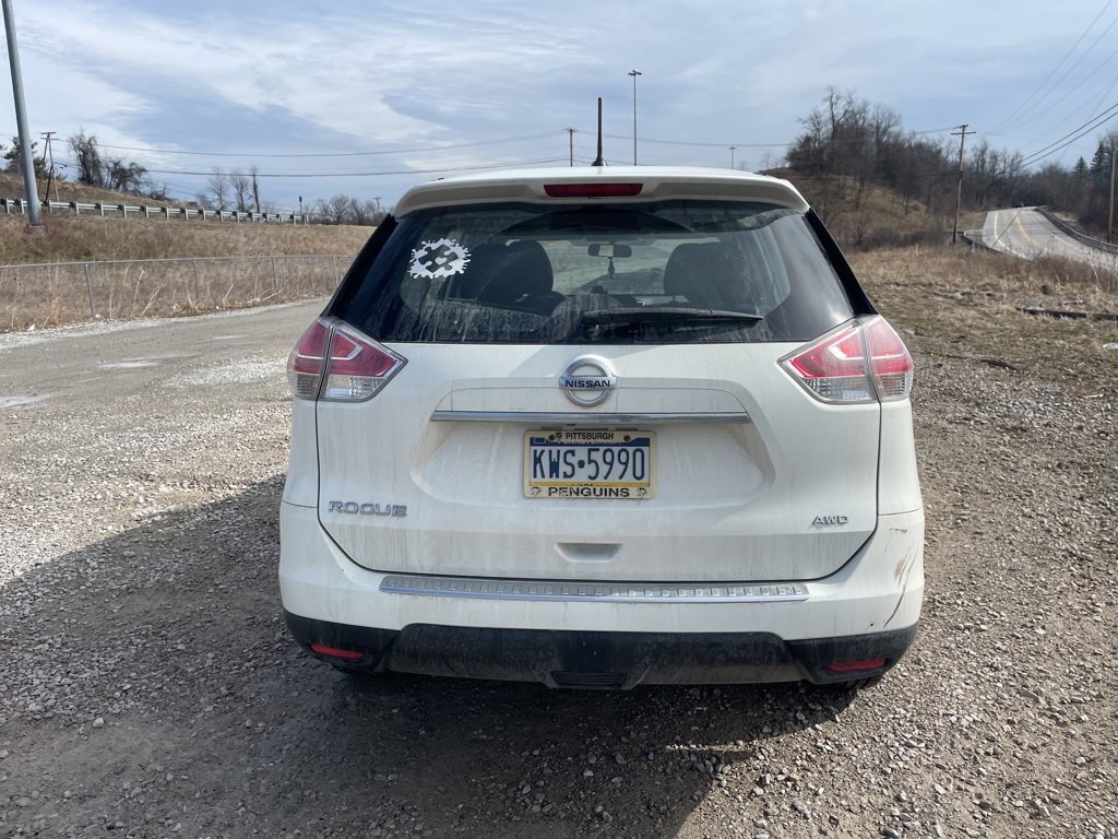 Used 2016 Nissan Rogue S image 6