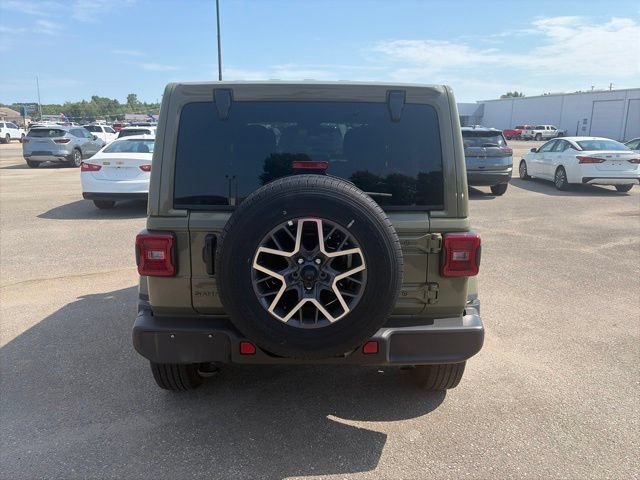 Used 2026 Jeep Wrangler Unlimited Sahara AWD/4WD image 5
