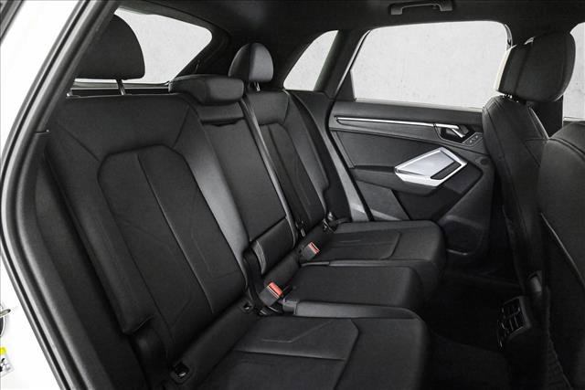 Used 2022 Audi Q3 2.0T Premium w/ Convenience Package image 21