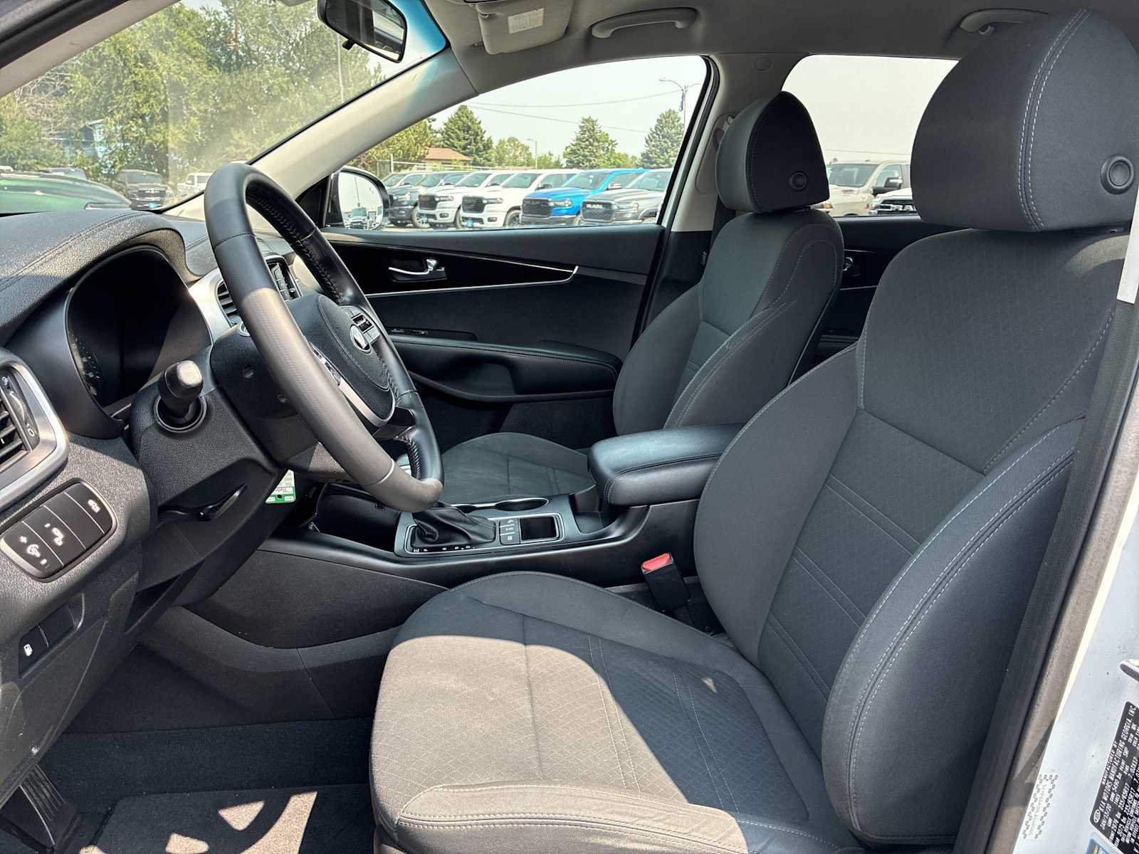 Used 2020 Kia Sorento LX w/ LX I4 Convenience Package AWD/4WD image 13