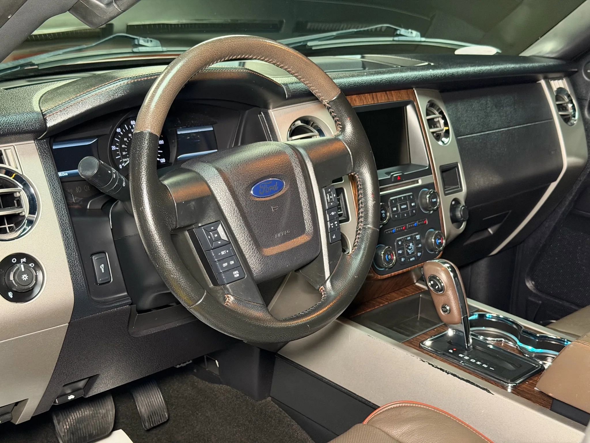 Used 2015 Ford Expedition King Ranch image 54