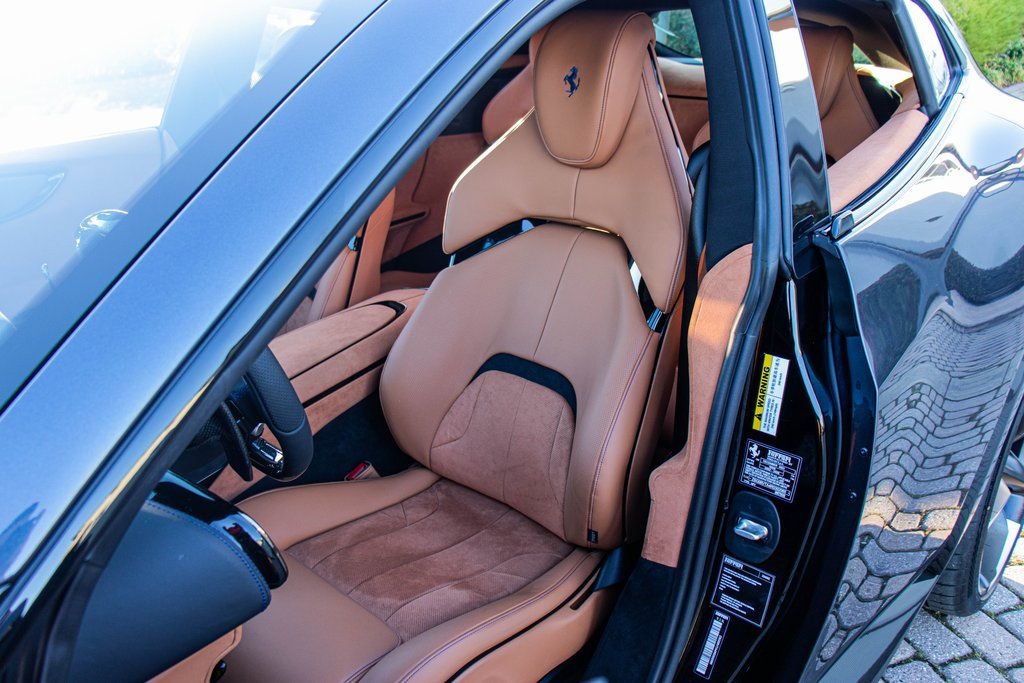 Certified 2024 Ferrari Purosangue Base image 43