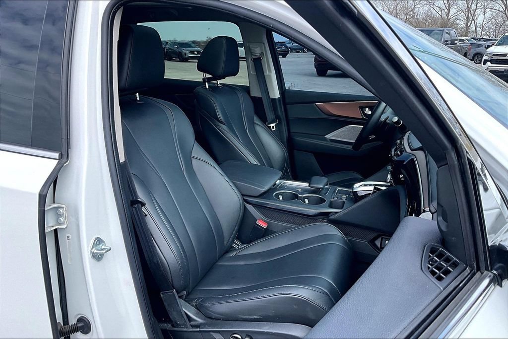 Used 2022 Acura MDX FWD image 9