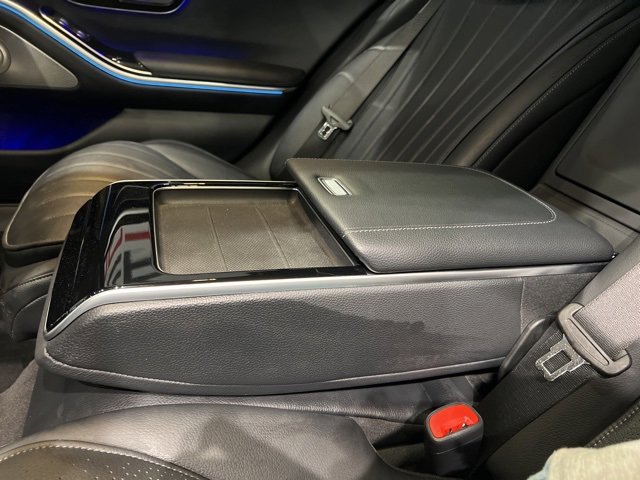 Used 2022 Mercedes-Benz S 580 4MATIC Sedan image 42