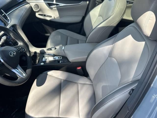 Used 2025 INFINITI QX50 Luxe image 22