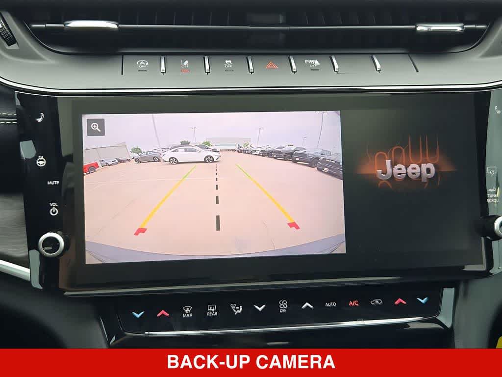 New 2026 Jeep Grand Cherokee Altitude AWD/4WD image 33