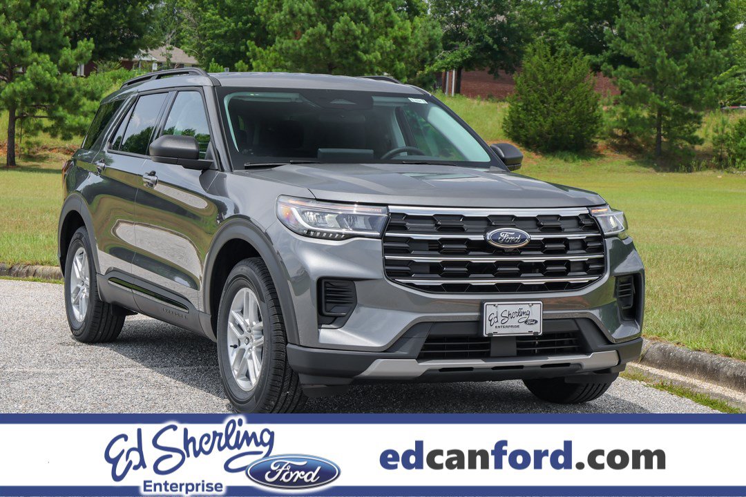 New 2026 Ford Explorer Active AWD/4WD image 1