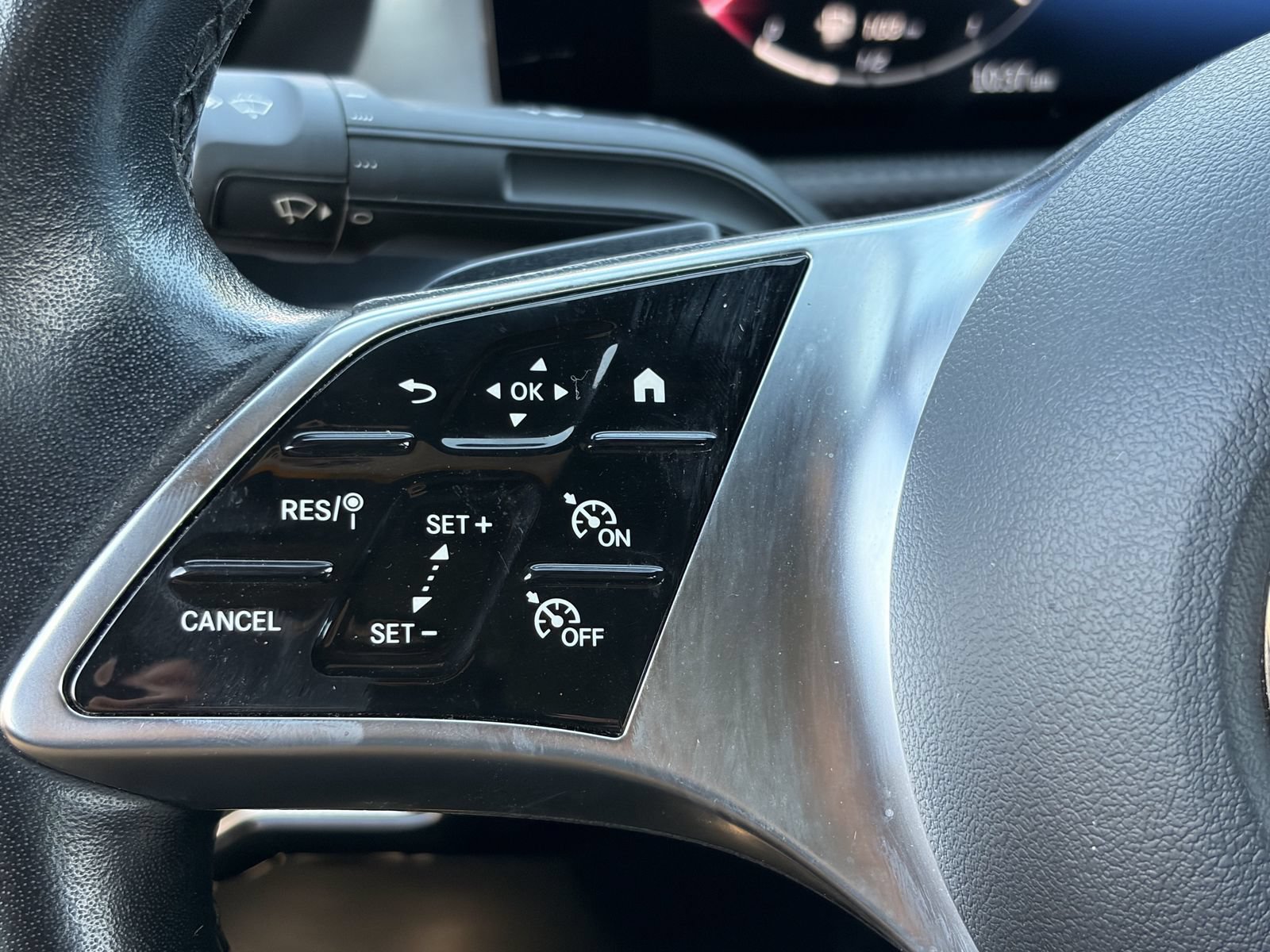 Used 2025 Mercedes-Benz CLA 250 image 36