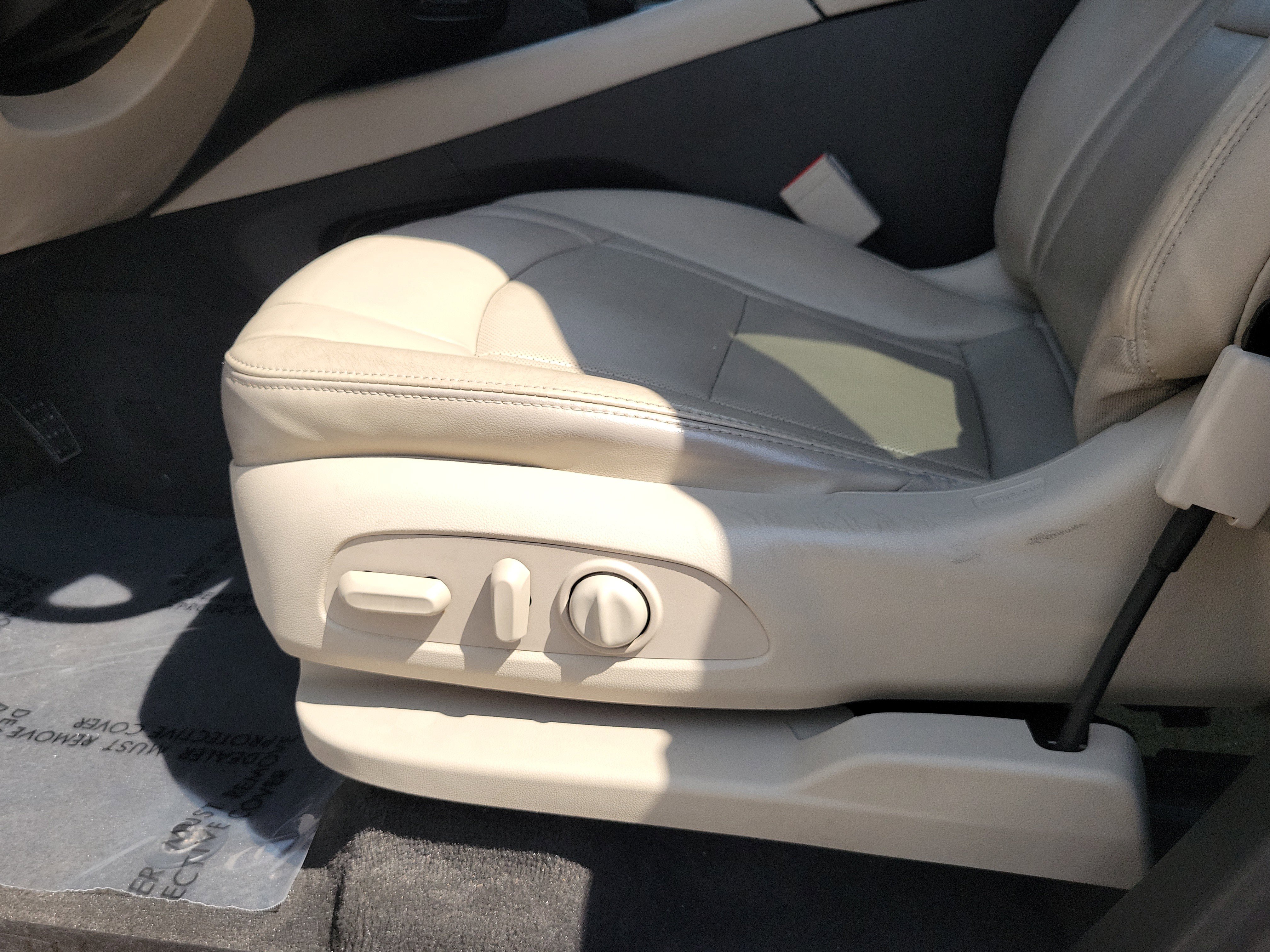 Used 2020 Buick Enclave Essence FWD image 12
