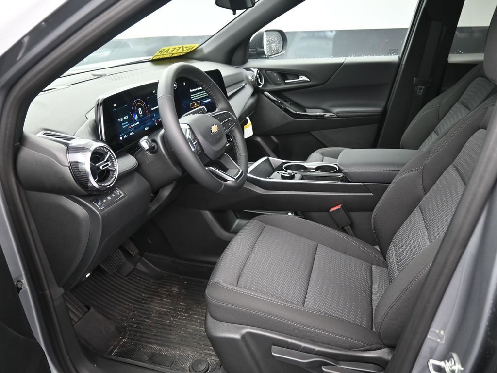 New 2026 Chevrolet Equinox LT w/ LPO, Floor Liner Package image 12