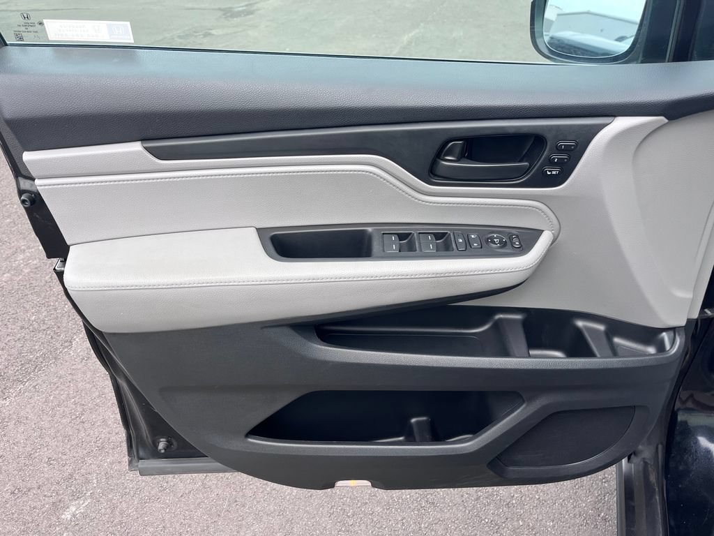 Used 2018 Honda Odyssey EX-L image 9