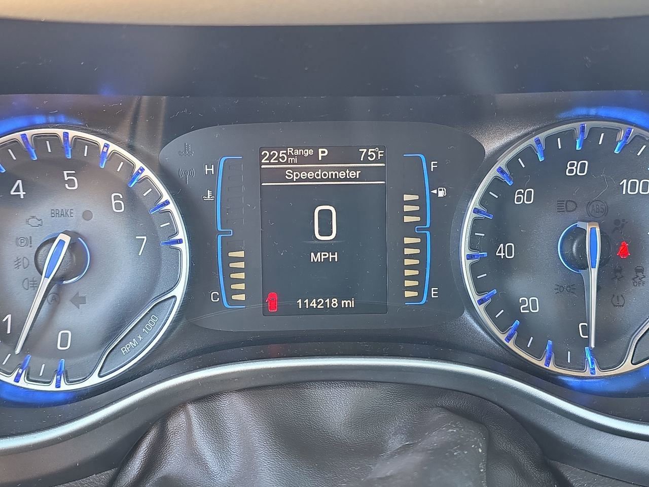 Used 2017 Chrysler Pacifica Touring-L image 29