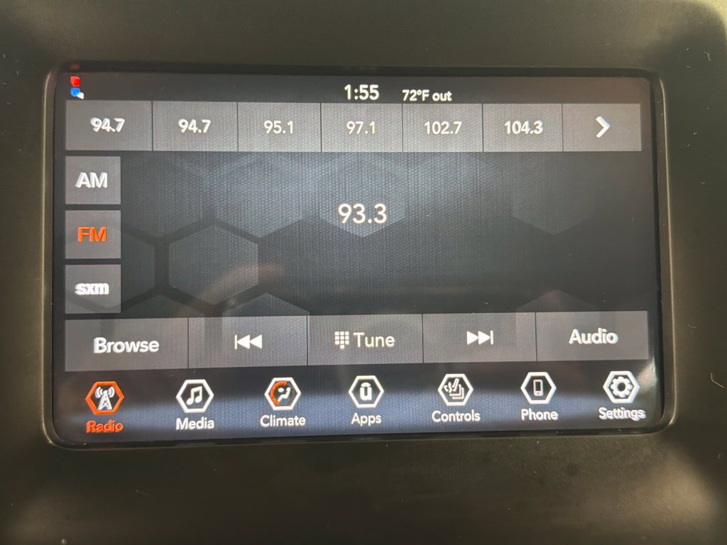 Used 2020 Jeep Cherokee Latitude Lux w/ Quick Order Package 26H Lux FWD image 32