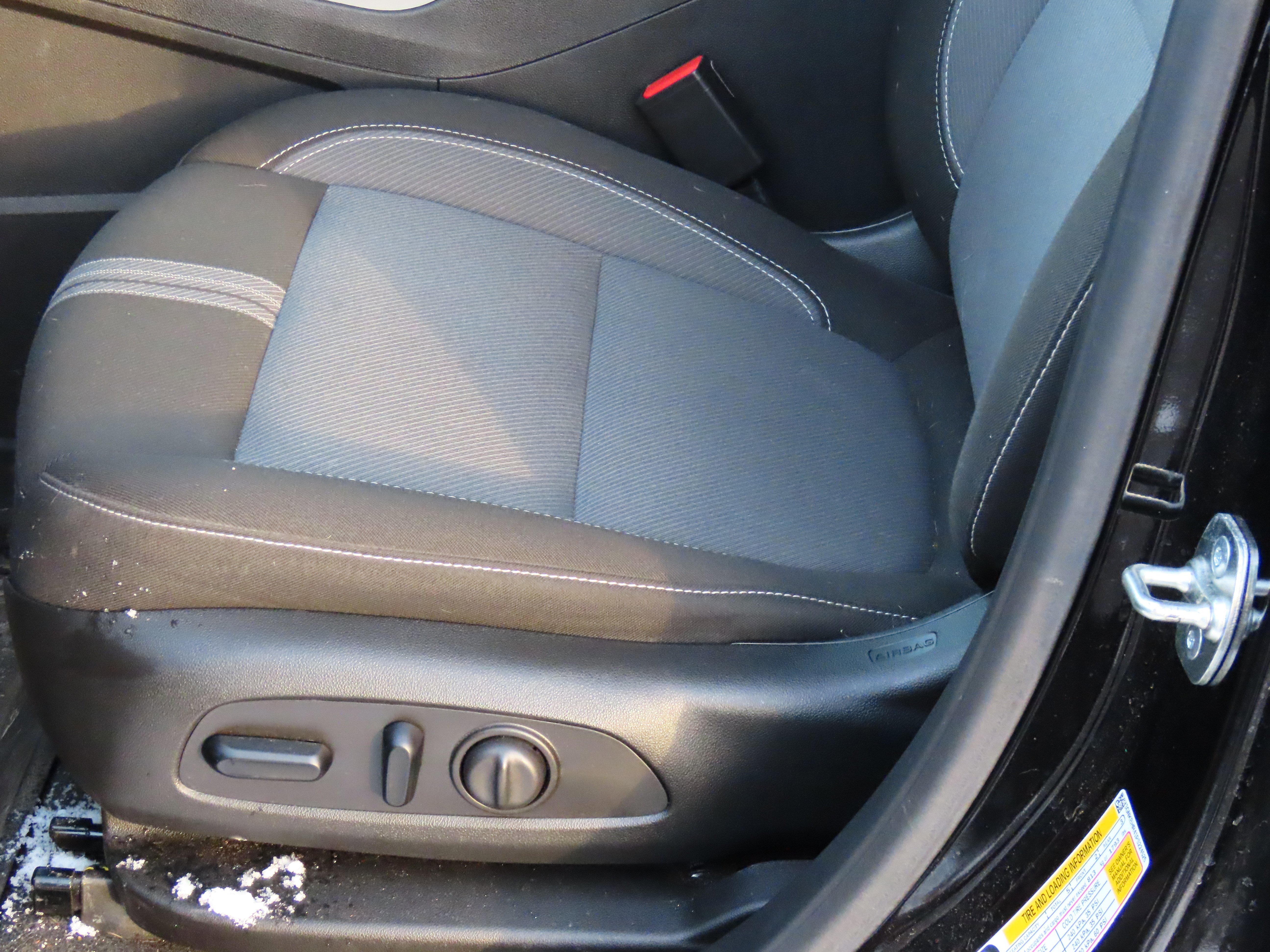 Used 2023 Chevrolet Blazer LT w/ Convenience Package image 31