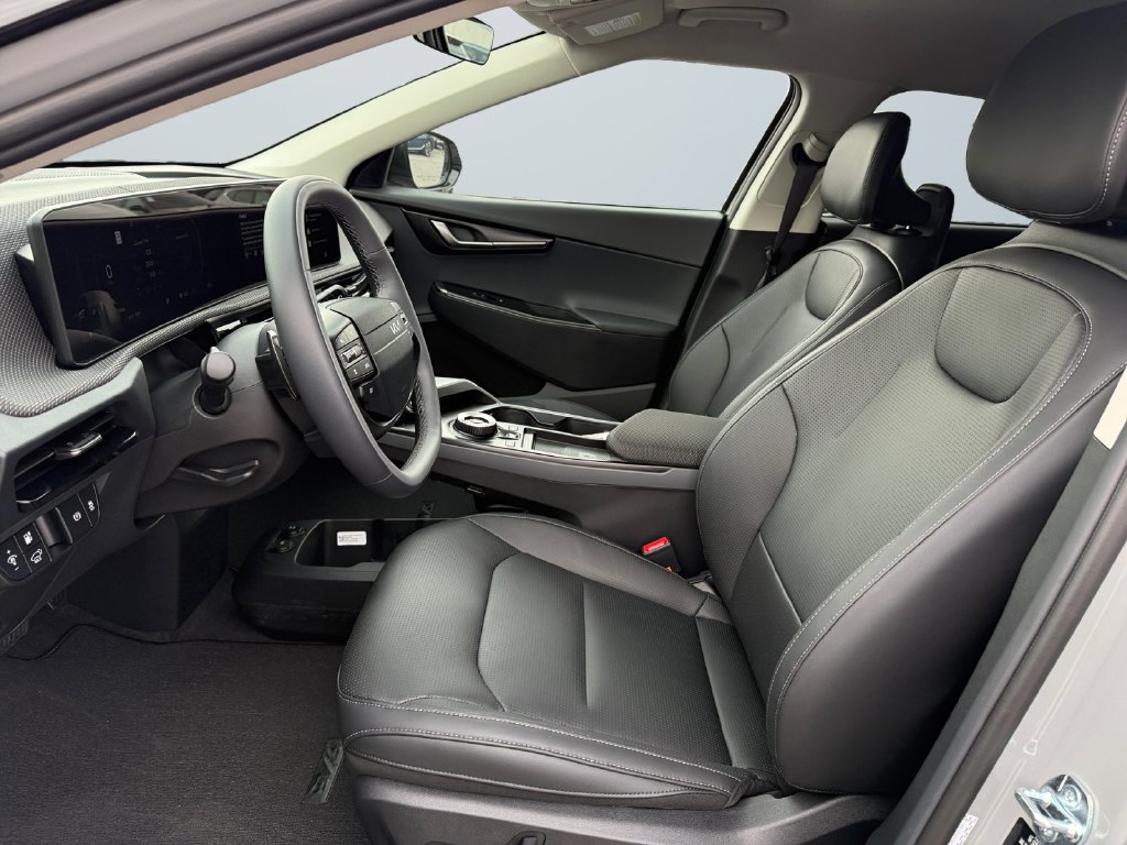 New 2026 Kia EV6 Wind RWD image 9