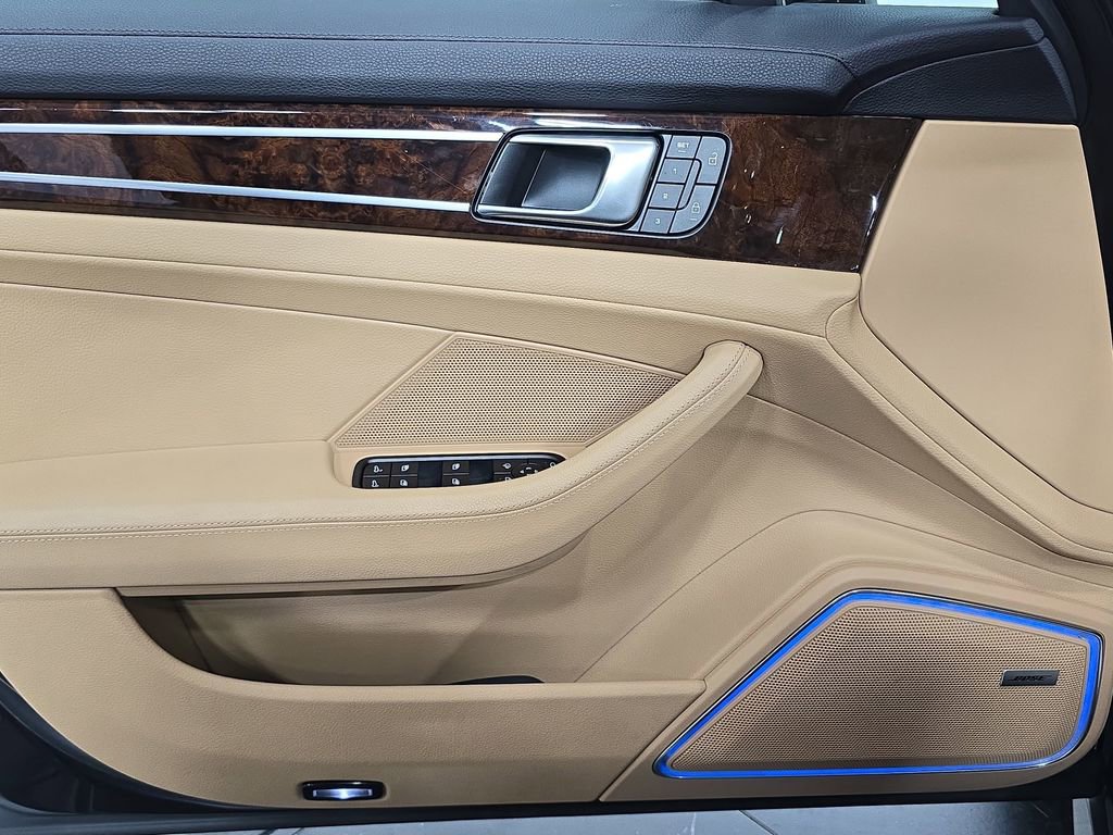 Certified 2023 Porsche Panamera 4 AWD/4WD image 22