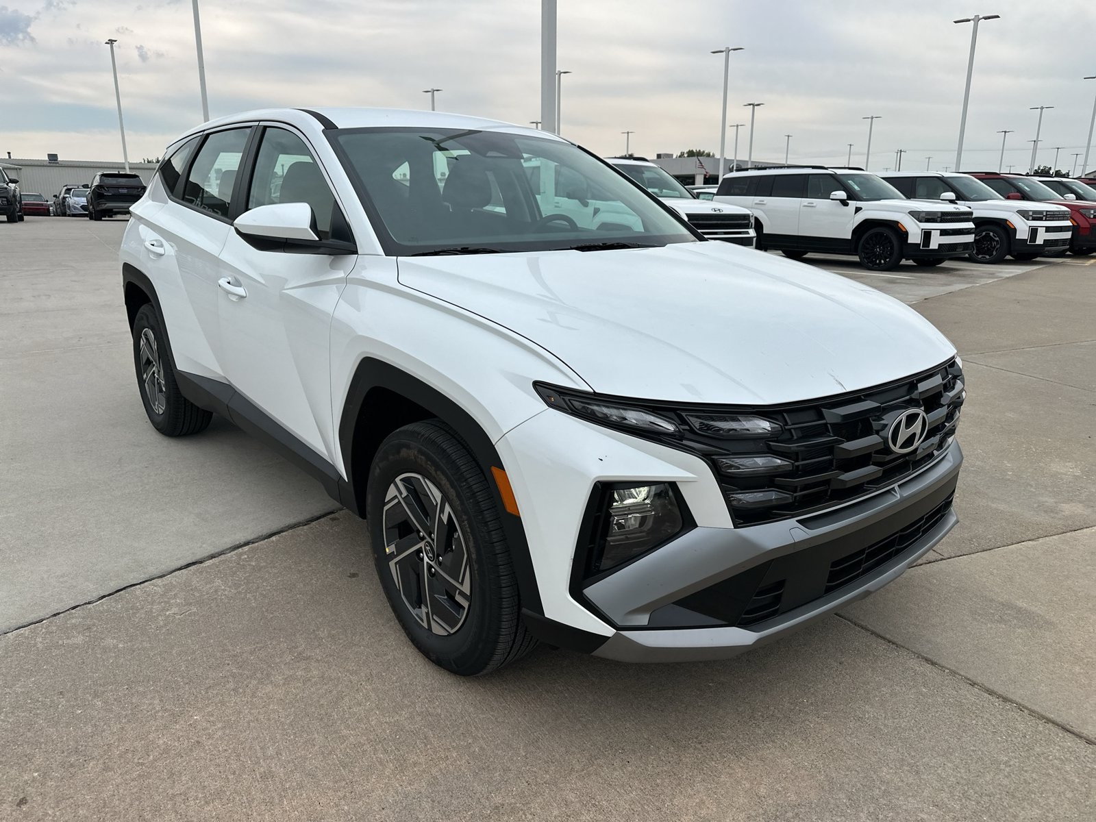 New 2026 Hyundai Tucson Blue SE AWD/4WD image 8