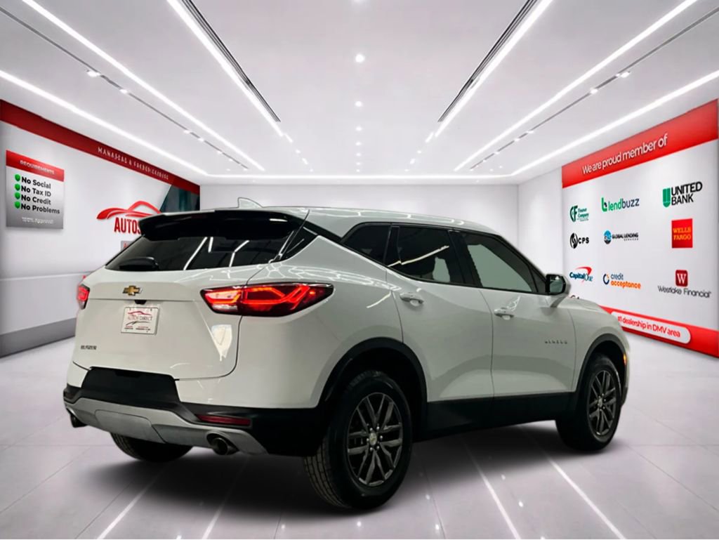 Used 2023 Chevrolet Blazer LT image 8