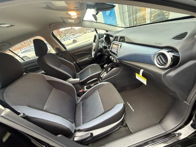 Used 2025 Nissan Versa SV w/ Trunk Package image 19