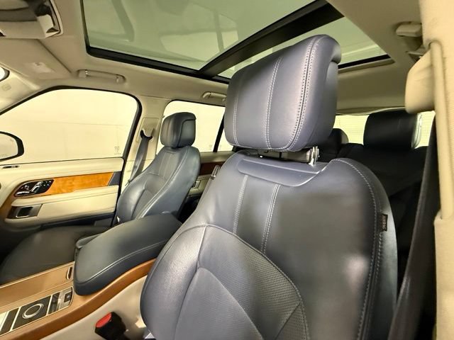 Used 2021 Land Rover Range Rover P525 Westminster Edition AWD/4WD image 17