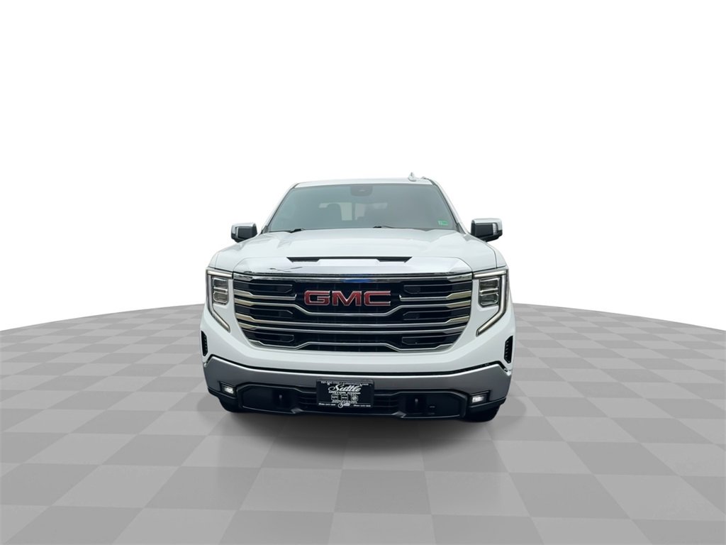 Used 2023 GMC Sierra 1500 SLT w/ SLT Convenience Package image 3