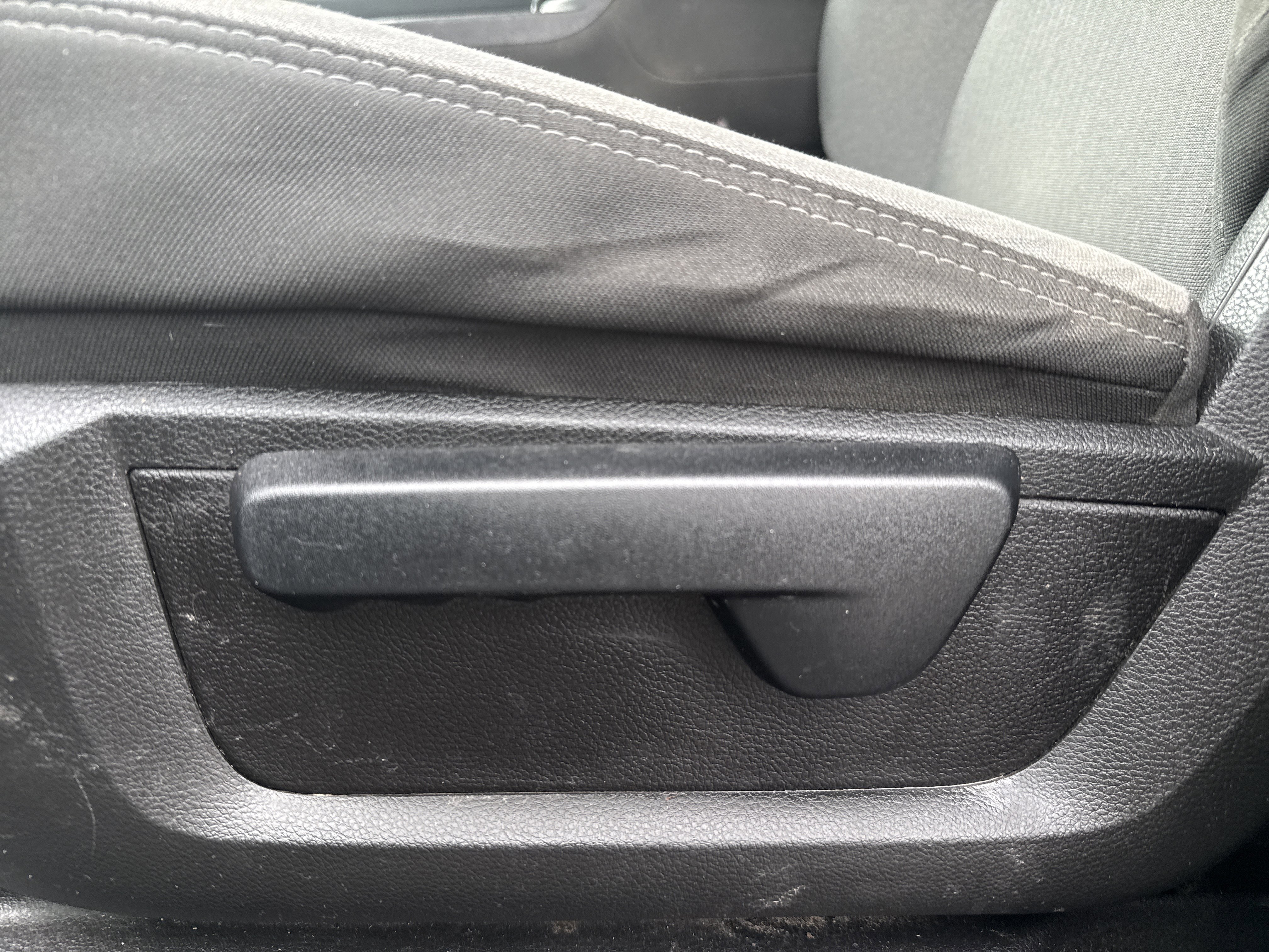 Used 2022 RAM 2500 Big Horn image 12