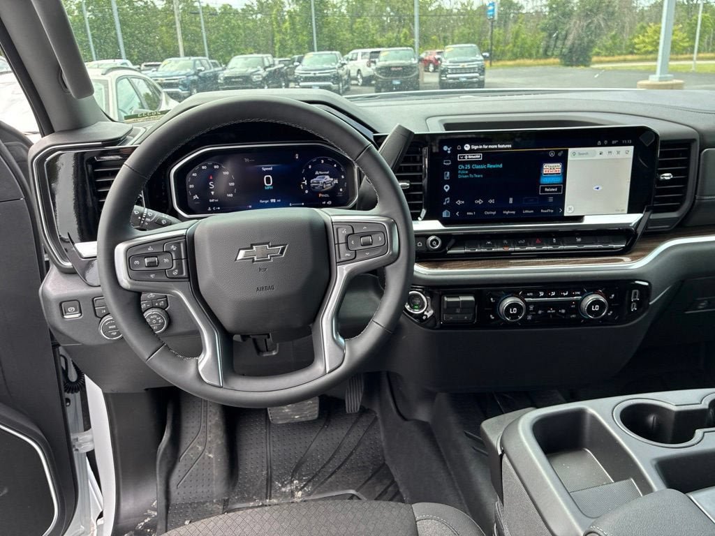 New 2026 Chevrolet Silverado 1500 RST AWD/4WD image 4