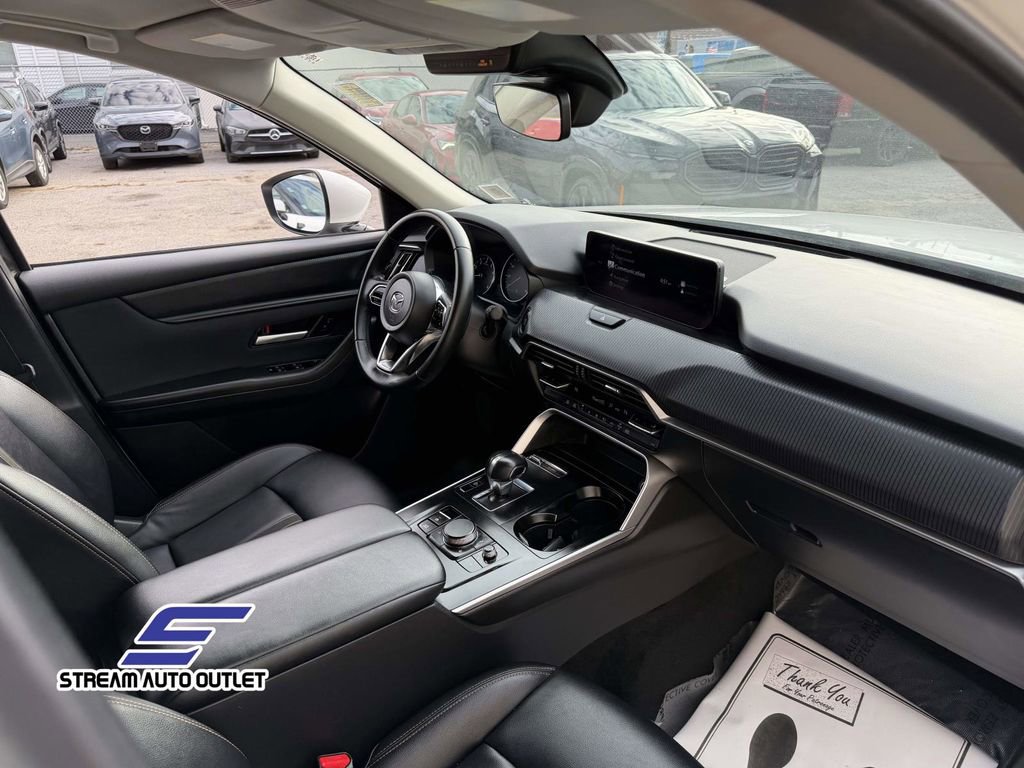 Used 2024 MAZDA CX-90 3.3 Turbo w/ Select Package image 15