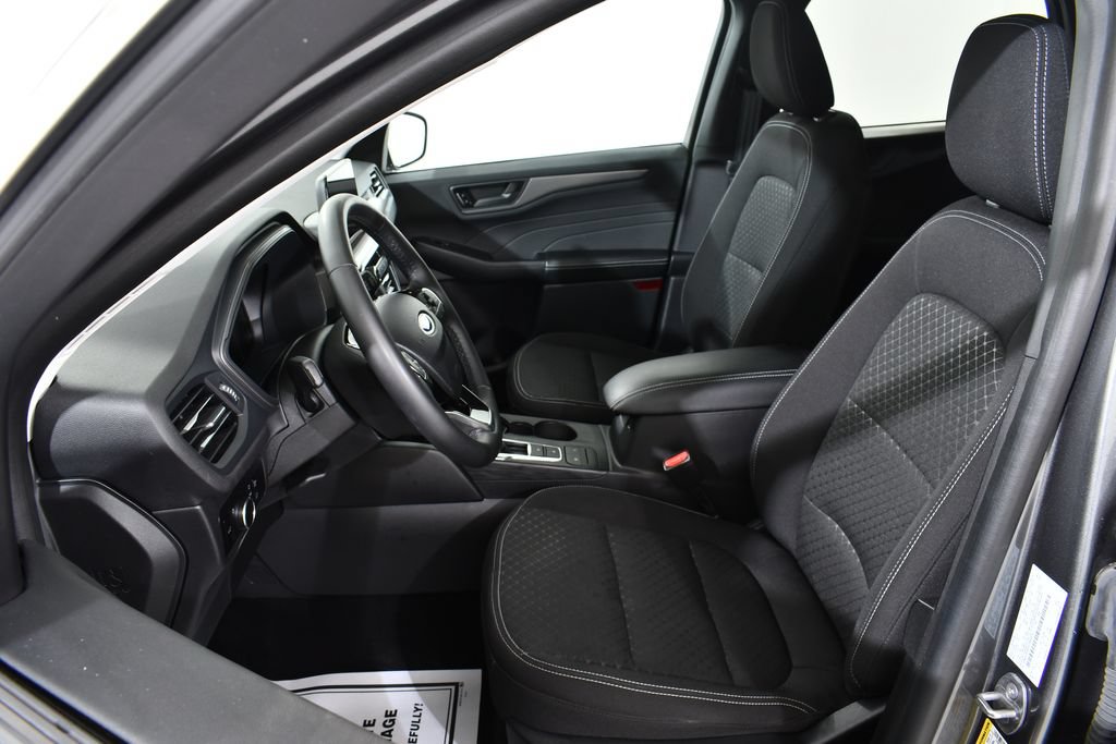 Used 2023 Ford Escape Active AWD/4WD image 6