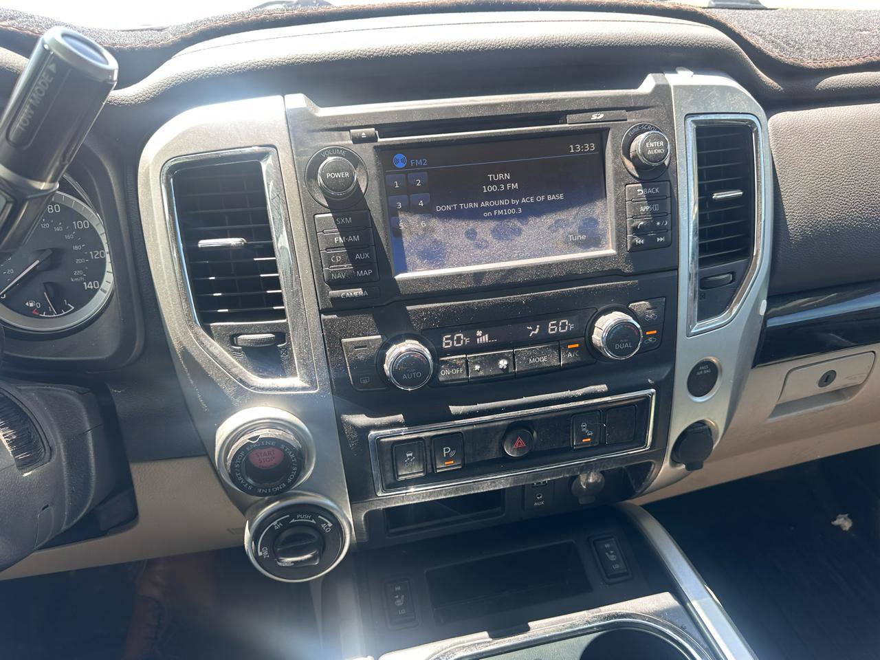 Used 2017 Nissan Titan SV AWD/4WD image 9