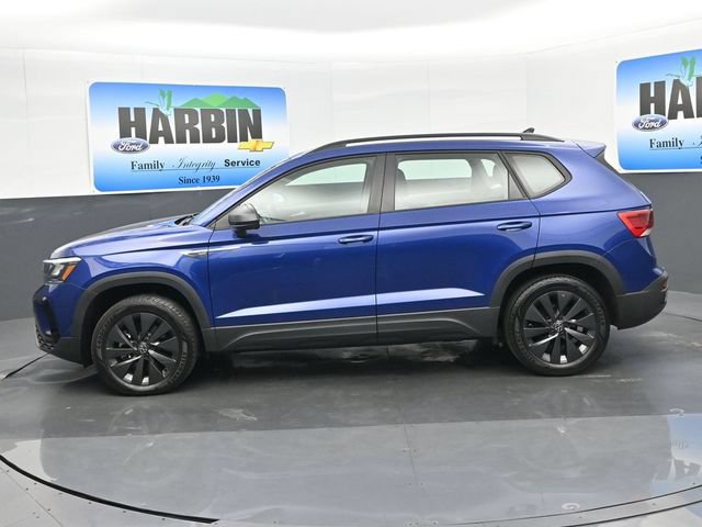 Used 2024 Volkswagen Taos S FWD image 2