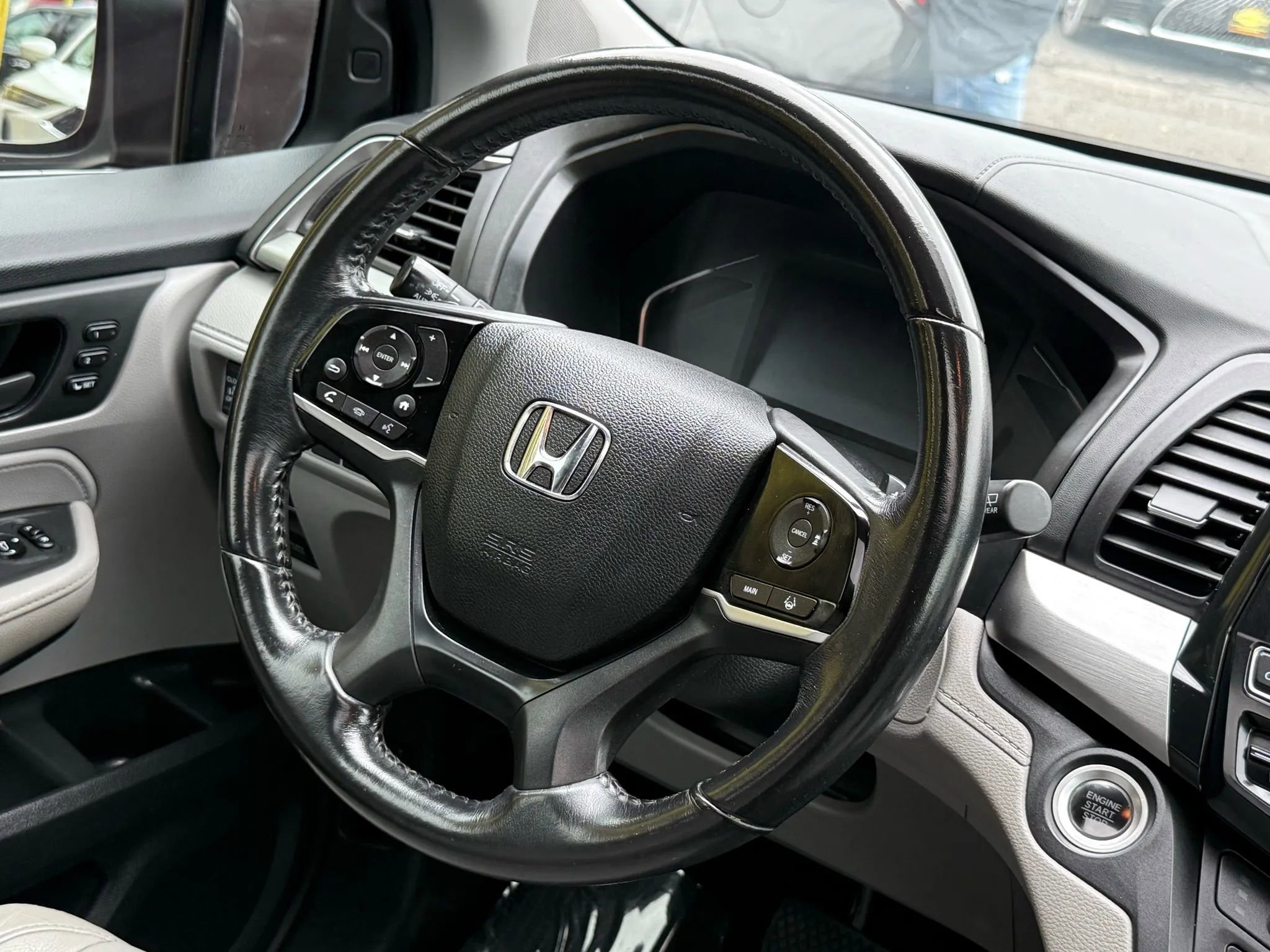 Used 2019 Honda Odyssey EX-L image 11