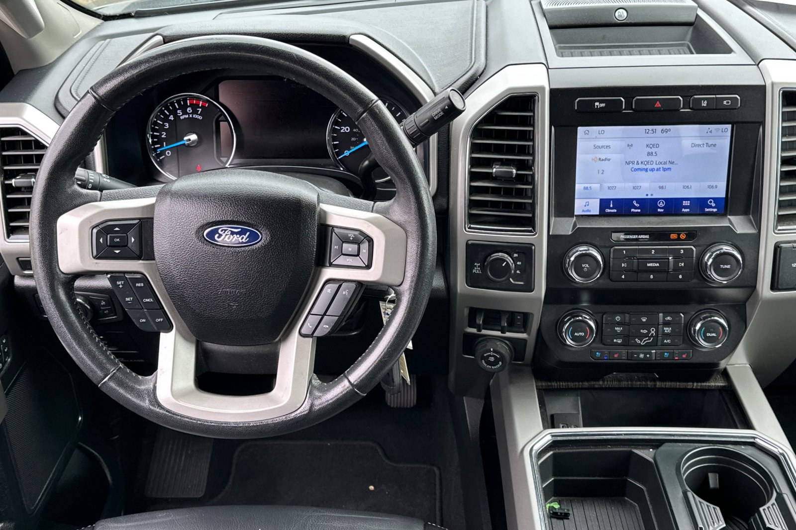 Used 2020 Ford F350 Lariat w/ Lariat Value Package image 13