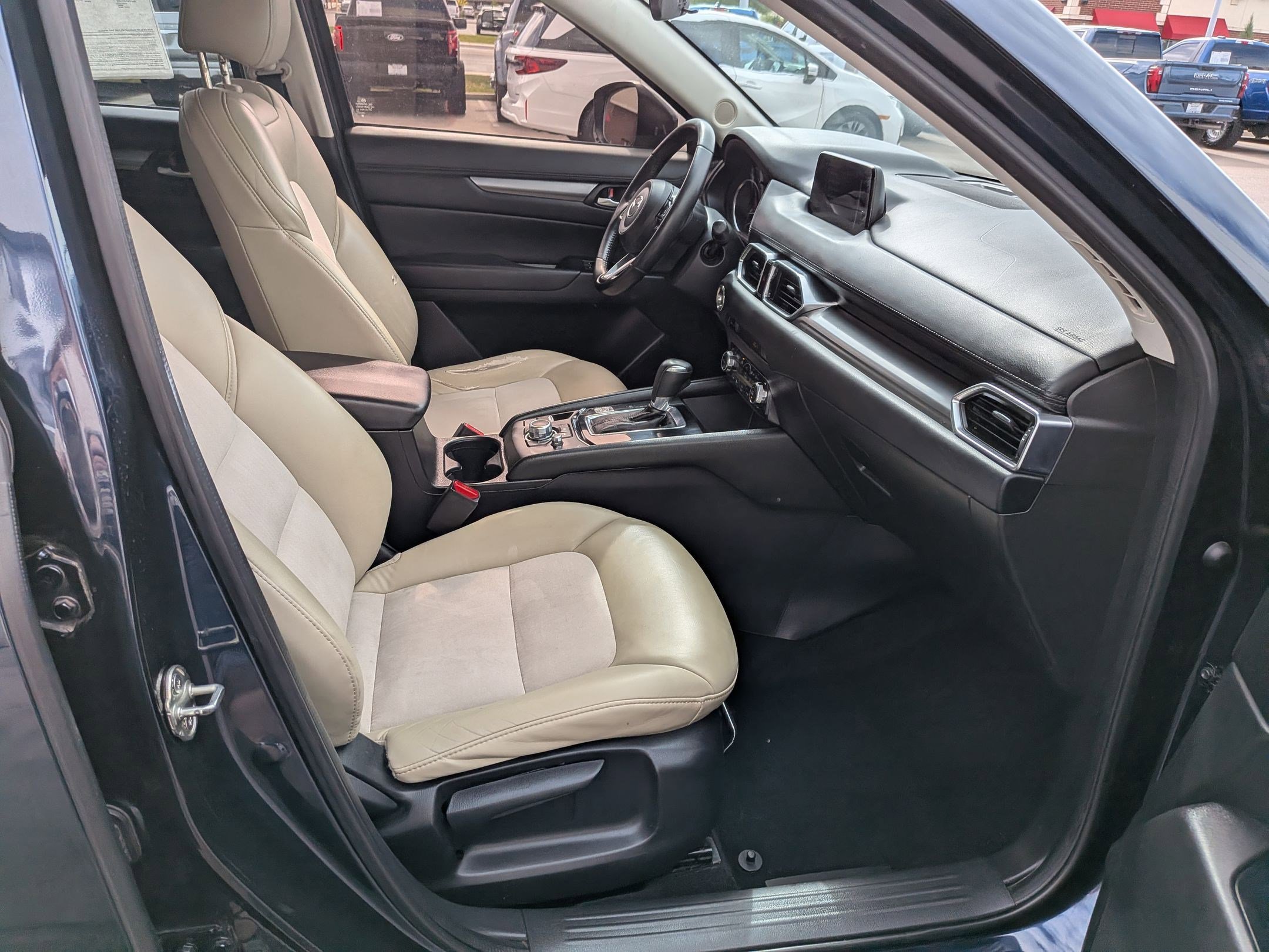 Used 2018 MAZDA CX-5 Touring FWD image 32