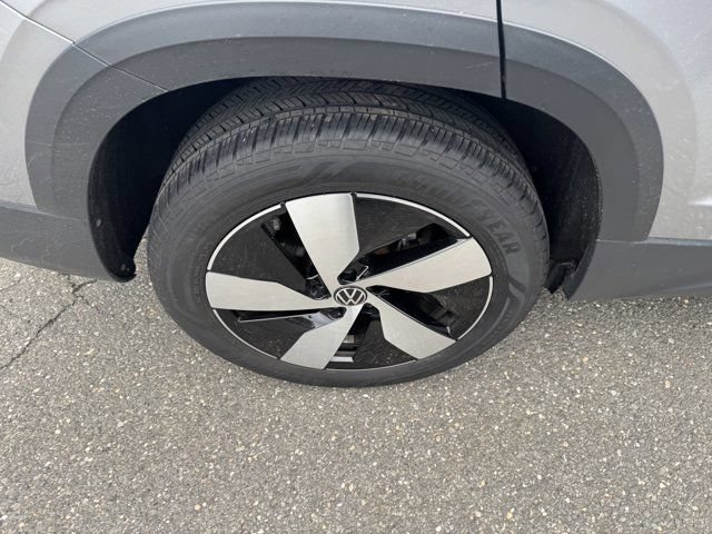 Certified 2024 Volkswagen Taos S AWD/4WD image 10