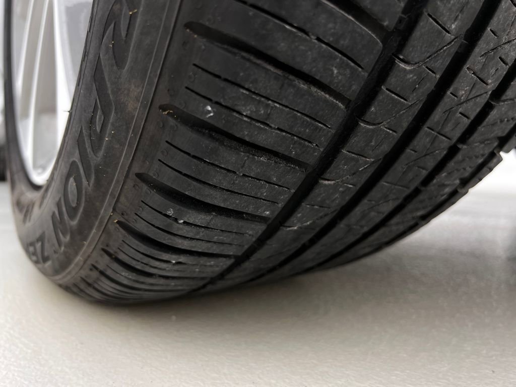 Certified 2025 BMW X5 xDrive50e w/ Premium Package image 35