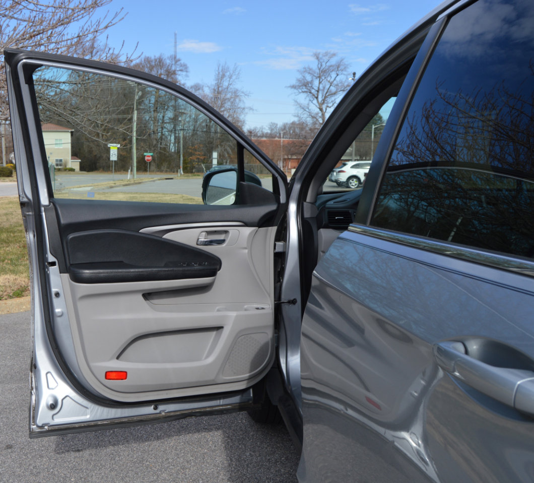 Used 2017 Honda Pilot EX image 14