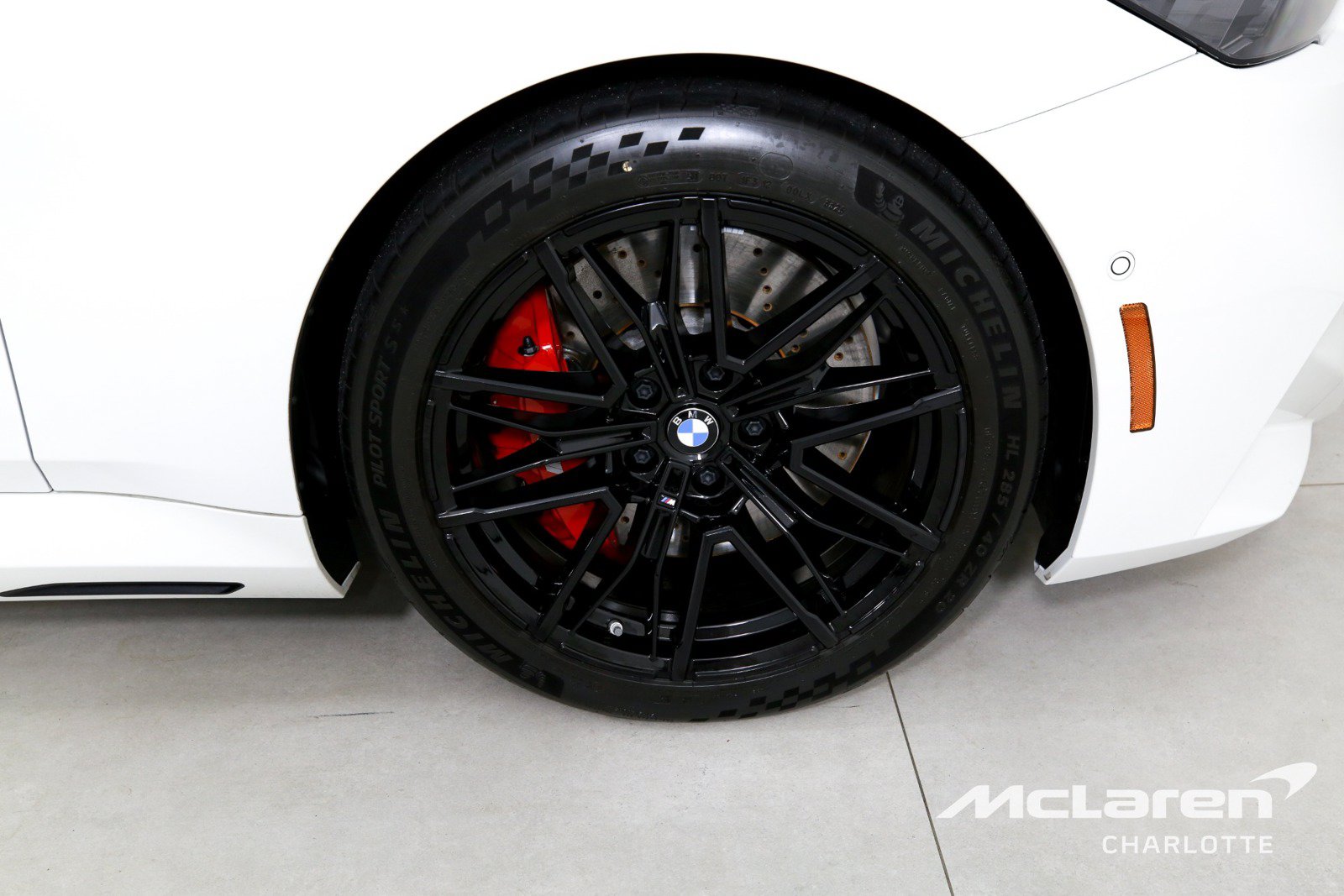 Used 2026 BMW M5 w/ Carbon Package AWD/4WD image 32
