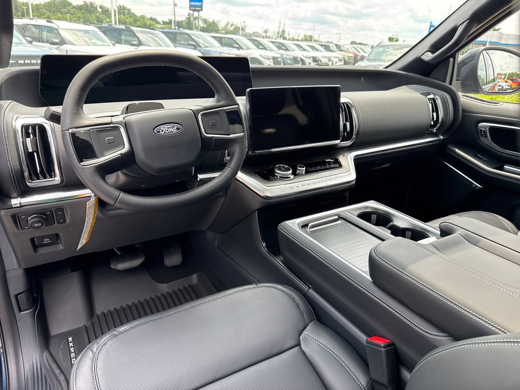 New 2027 Ford Expedition Max Platinum w/ Stealth Appearance Package AWD/4WD image 18