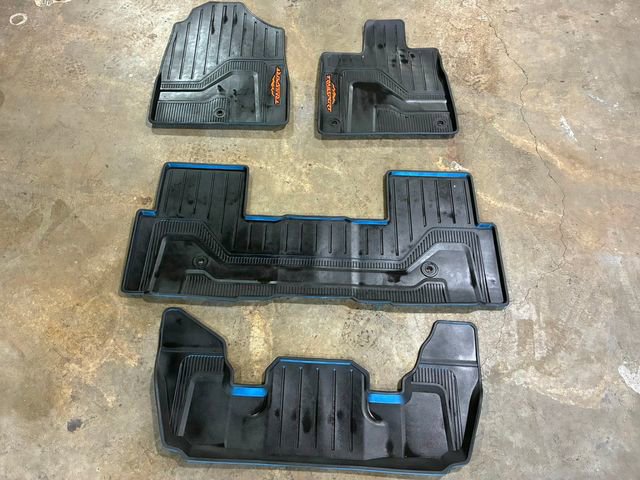 Used 2024 Honda Pilot TrailSport image 35