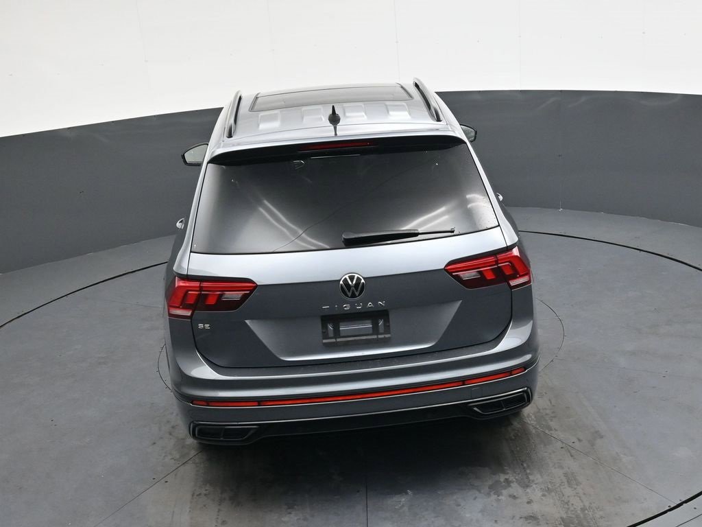 Used 2022 Volkswagen Tiguan SE R-Line image 27