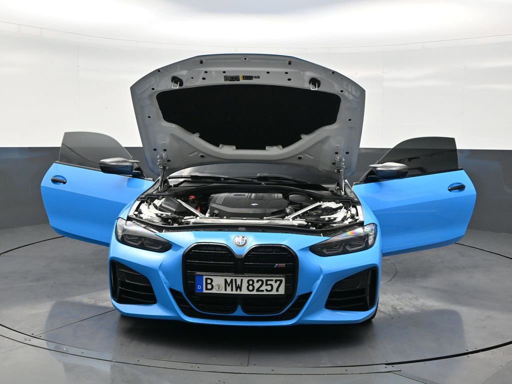 Used 2024 BMW M440i Coupe w/ Premium Package image 34