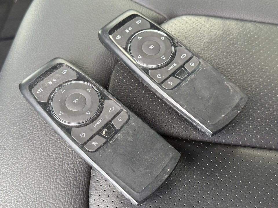 Used 2020 Chrysler Pacifica Touring-L Plus image 10