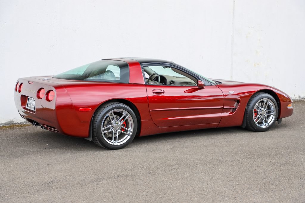 Used 2003 Chevrolet Corvette Coupe w/ Preferred Equipment Group RWD image 5
